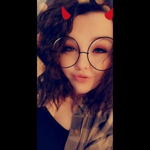 Meet your Posher, Michaela